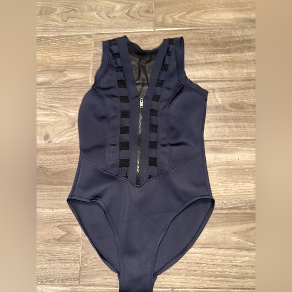 MagicSuit  Scuba Daniella Tummy Control Zip Up One Piece Mesh cutouts  Black 8 - Picture 8 of 15